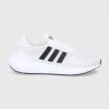 Ανδρικά Sneakers Υποδήματα Adidas Originals Swift Run γκρι