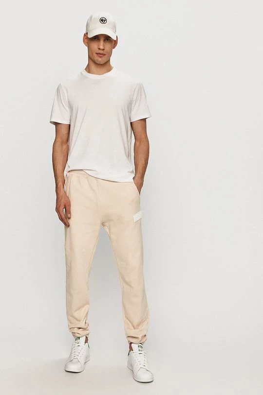 Ανδρικά Παντελόνια φόρμας Adidas Originals - Παντελόνι σαρκώδες χρώμα - Image 2