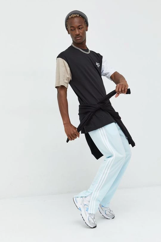 Ανδρικά Παντελόνια φόρμας Adidas Originals χλωμό λευκό - Image 4