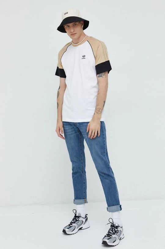 Ανδρικά Μπλουζάκια Βαμβακερό μπλουζάκι Adidas Originals άσπρο - Image 2